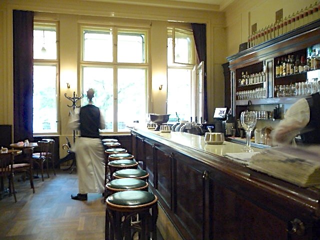 Interior locations in berlin design styles from eclectic and ... Shabby chic hotel berlin