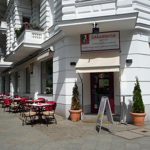 Berlin delicatessen shop location