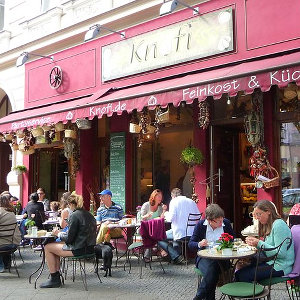 Street cafe alternative location Berlin