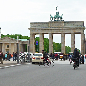 Brandenburg Gate historic place location Berlin