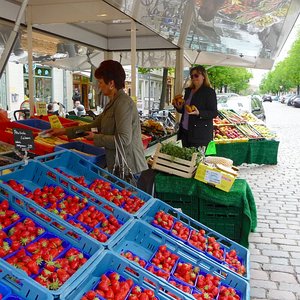 Village street fruit market Berlin-Potsdam location